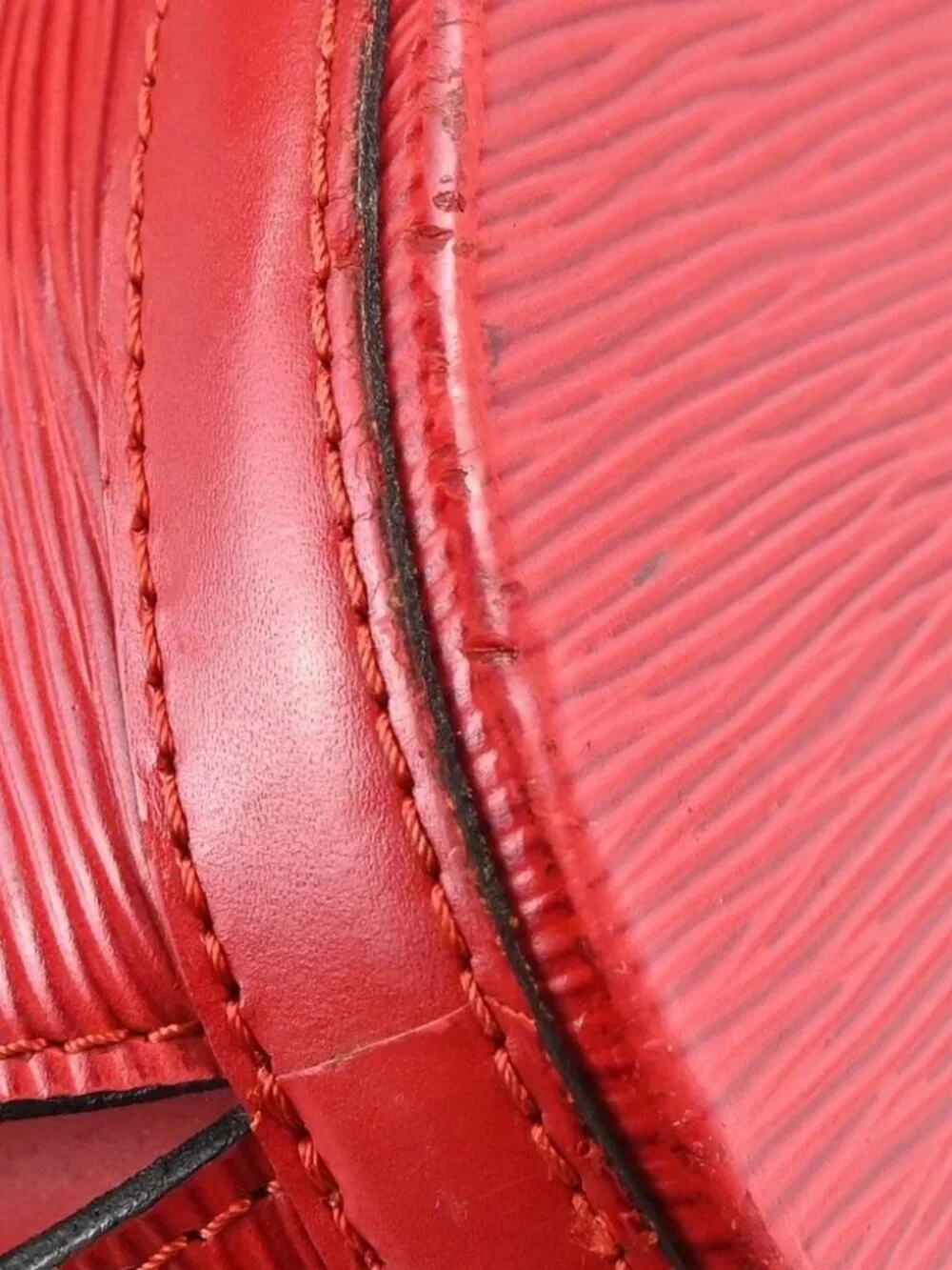 Louis Vuitton Red Epi Cluny Shoulder Bag